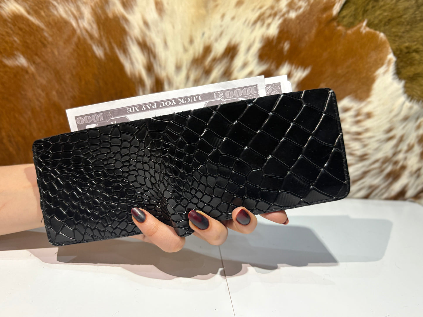 Crocodile Hide Long Wallet – Solve Bulk, Style & Durability Issues with Executive Elegance