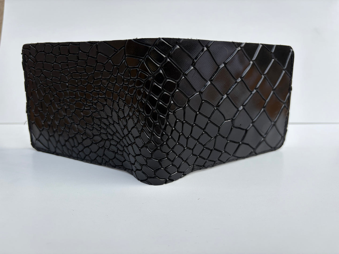 Bi Fold Crocodile Skin Wallet | Bold, Durable, Elite Style.