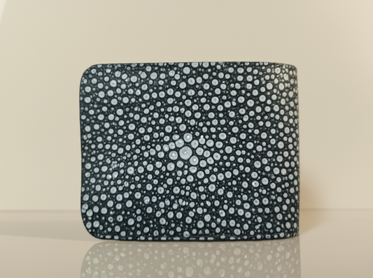 Bi Fold Stingray Skin Wallet | Ocean-inspired Everyday Carry.